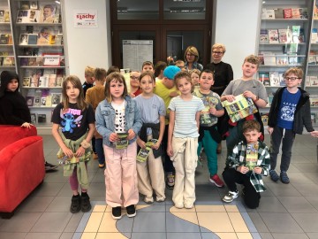 Dzień Ziemi 2025 w BPK w Bibliotece Pedagogicznej w Skierniewicach, Aneta Brzezińska, Elżbieta Burzyńska ,, , 