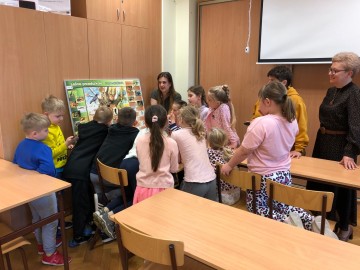 Dzień Ziemi 2025 w BPK w Bibliotece Pedagogicznej w Skierniewicach, Aneta Brzezińska, Elżbieta Burzyńska ,, , 