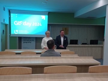 Relacja zdjęciowa z GIS Day na Wydziale Geografii Uniwersytetu Łódzkiego, 